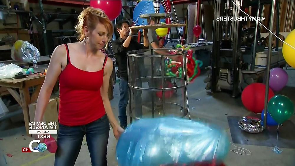 21P Kari Byron Being gorgeous
