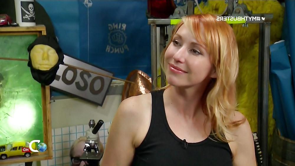 21P Kari Byron Being gorgeous