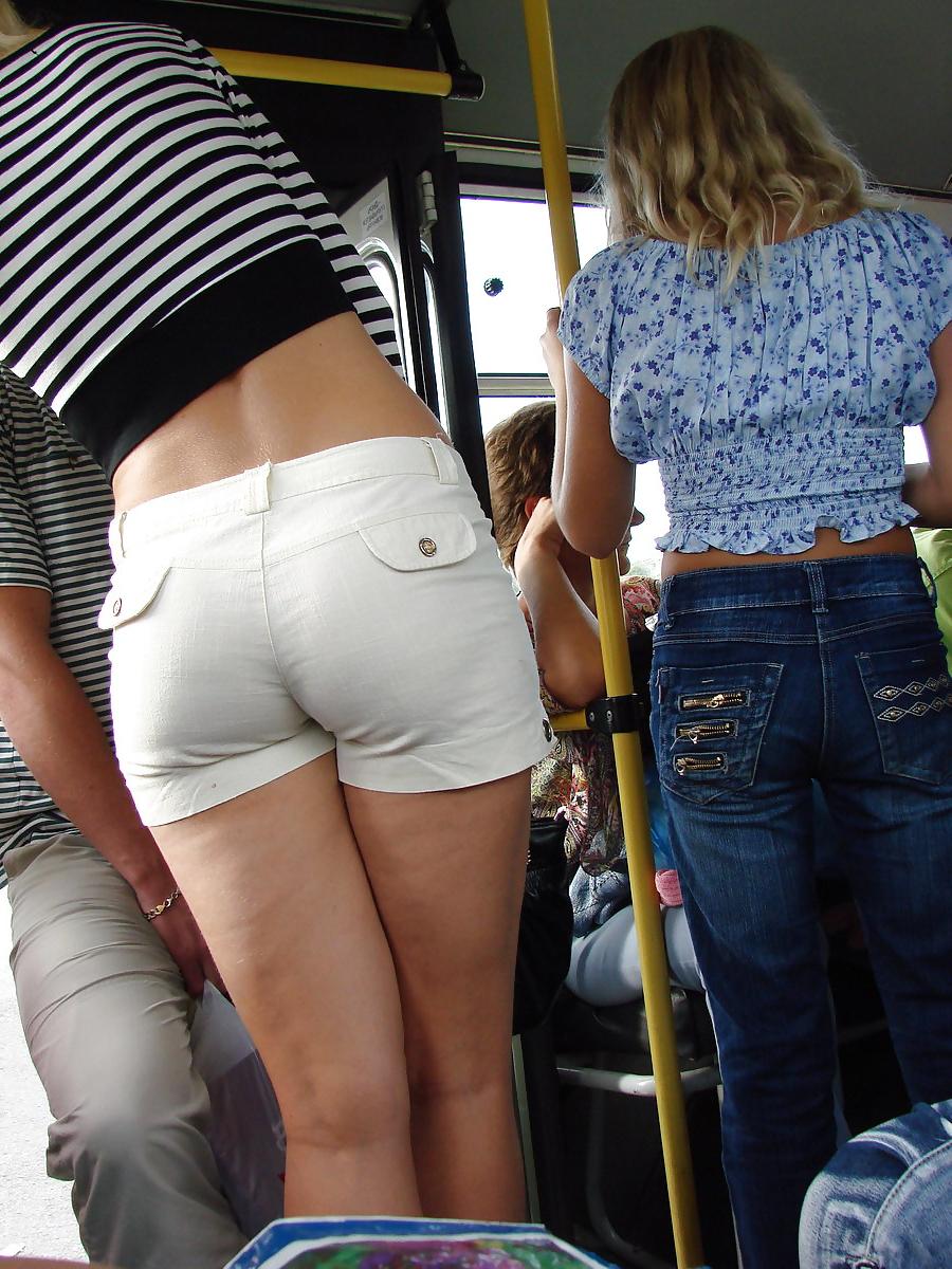 25P Legs in some sexy shorts...