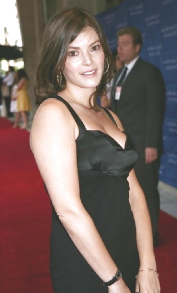 25P Let's Jerk Off Over ... Gail Simmons (Co-Host of Top Chef)