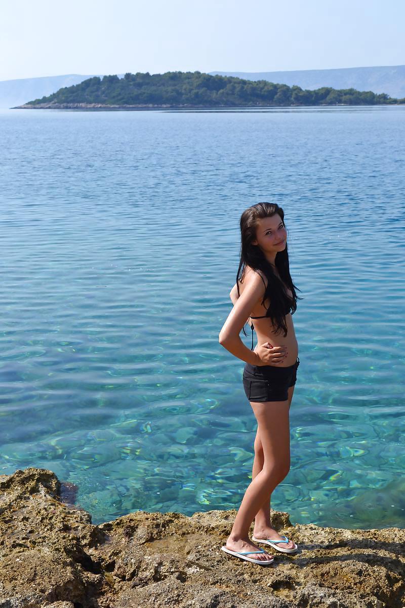 25P Skinny Brunette 18 Teen