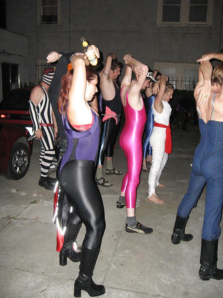 17P Hot shiny hookers