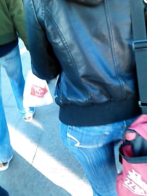 25P Voyeur - Lovely Ladies of Public Transit 2