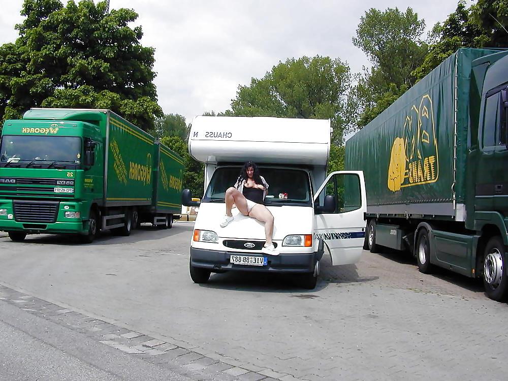 25P Parkplatz Strassennutte