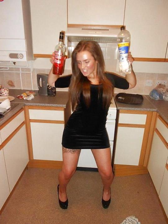 13P Grace, it's time to show the slut you are (part 4)