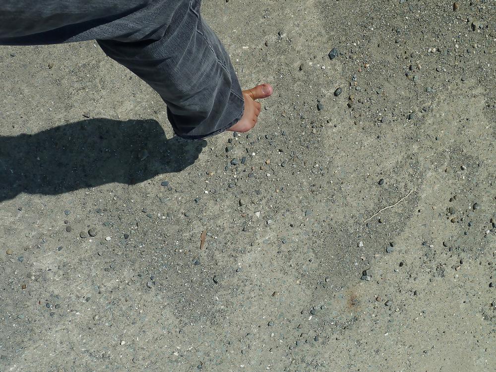 13P THE PERFECT FEET