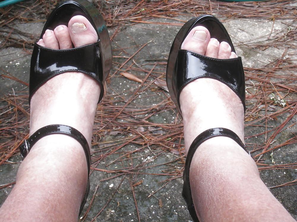 20P Shoe Fetish too! I LOVE my heels!!