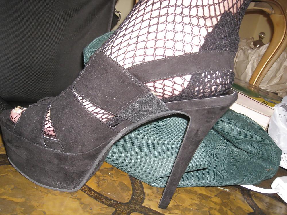 20P Shoe Fetish too! I LOVE my heels!!