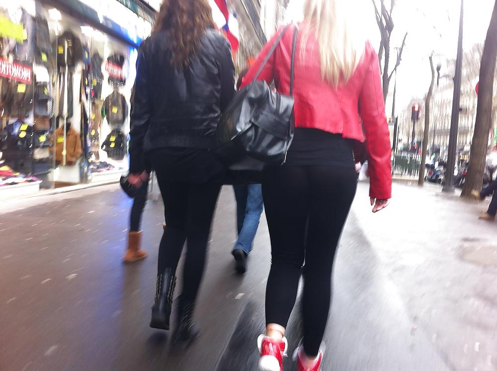 17P Ass, leggings & VPL