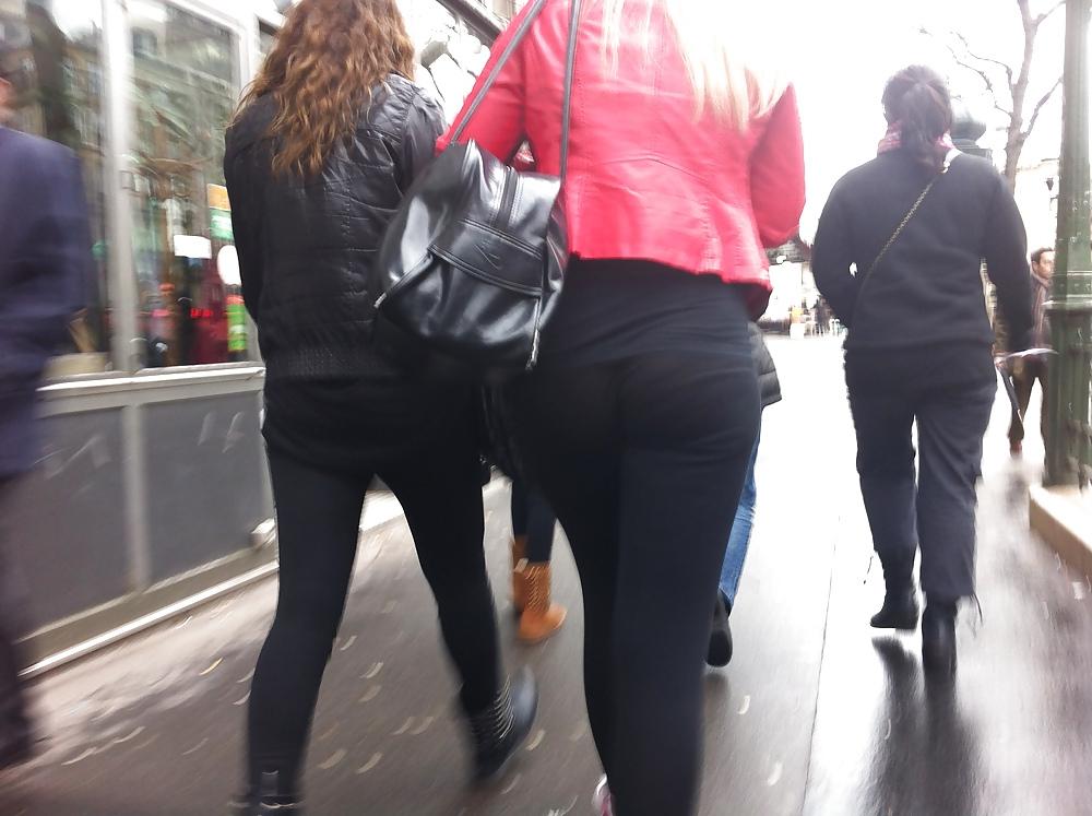 17P Ass, leggings & VPL
