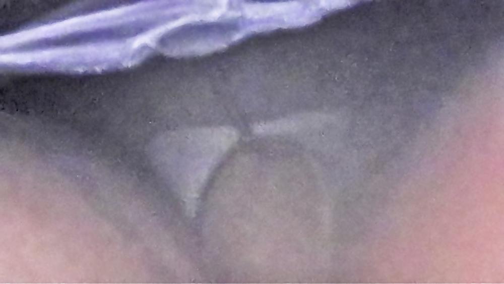 20P Upskirt shopping with Jade