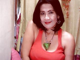 9P My gf's hot mom