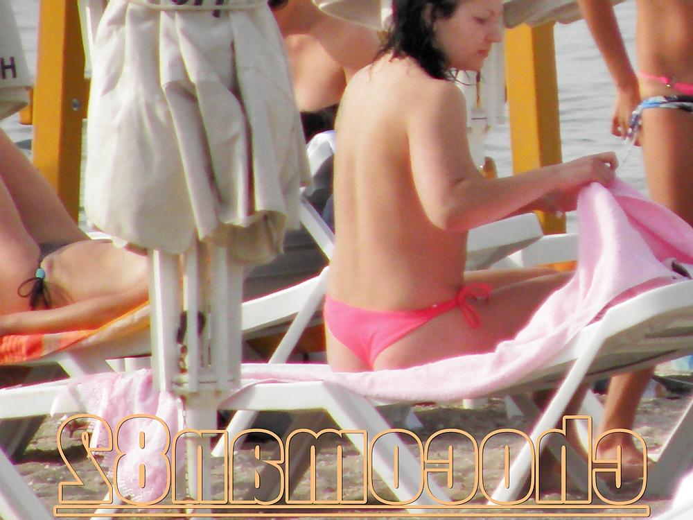 21P Miami beach topless two girls