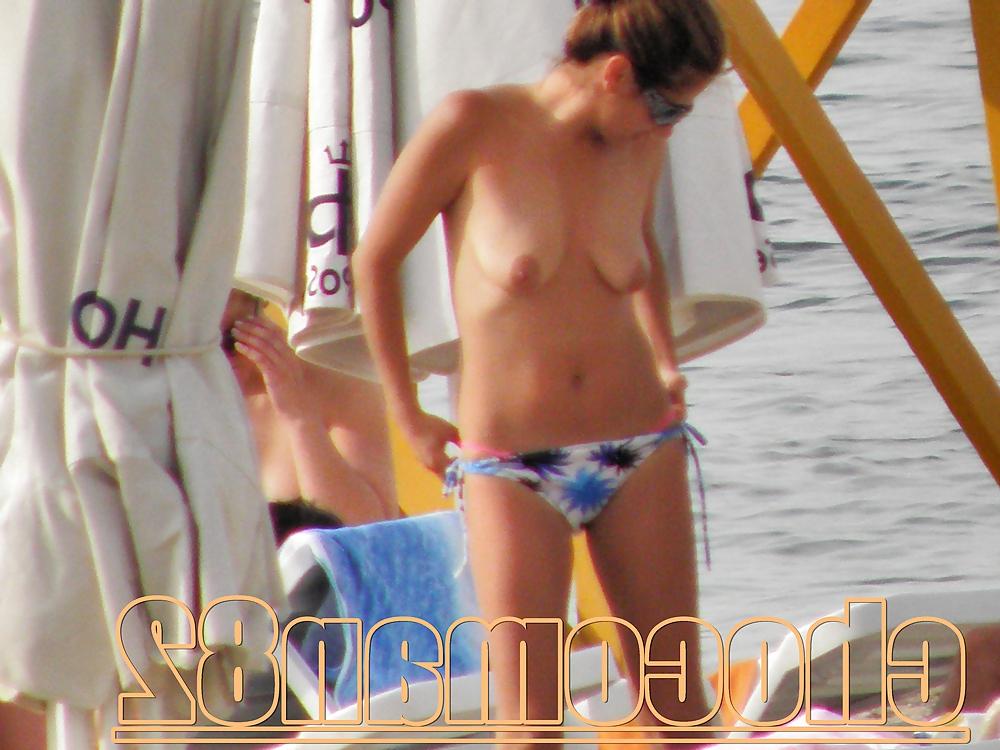 21P Miami beach topless two girls