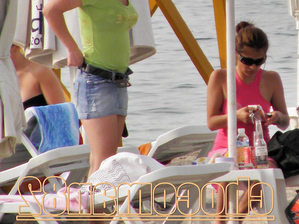 21P Miami beach topless two girls