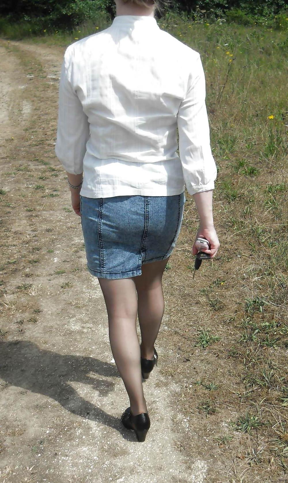 11P Fliss short skirt out and about