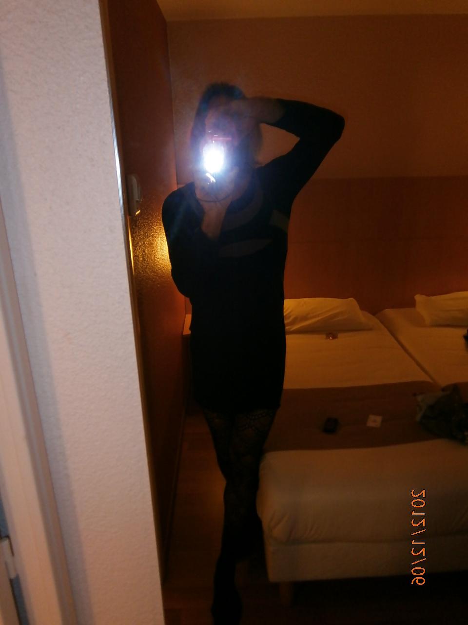 12P Hotel exhib public masturbation cock sexe queue 