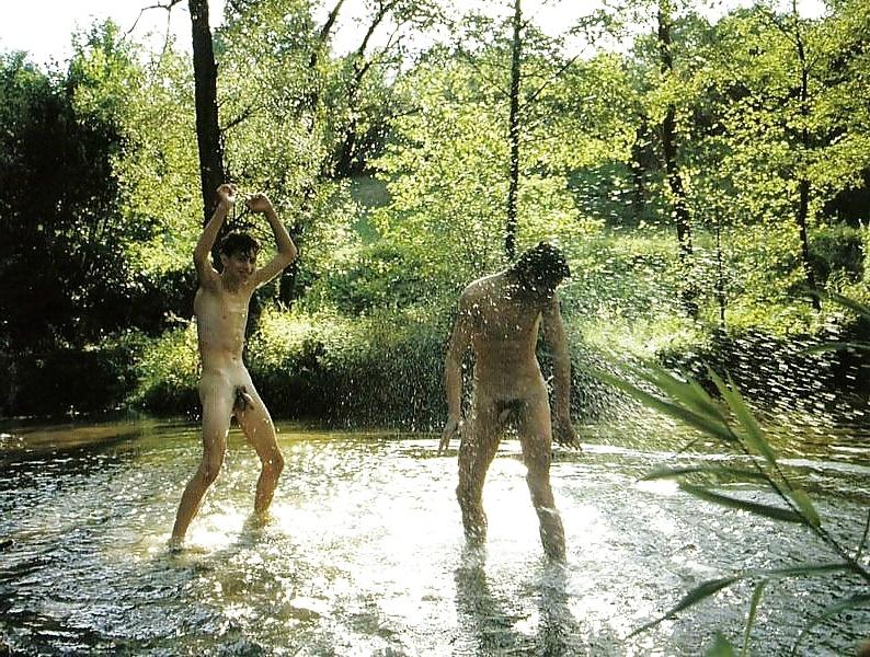 25P Skinny Dipping LI by bootsandballs