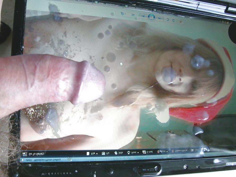 9P TosserTim makes a mess over Hottub Couple 69's tits