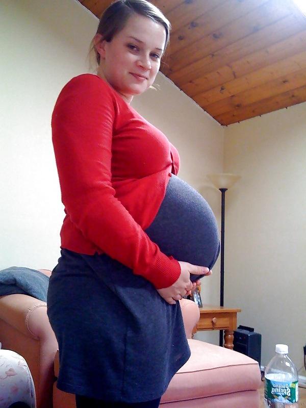 13P Pregnant babes some celeb