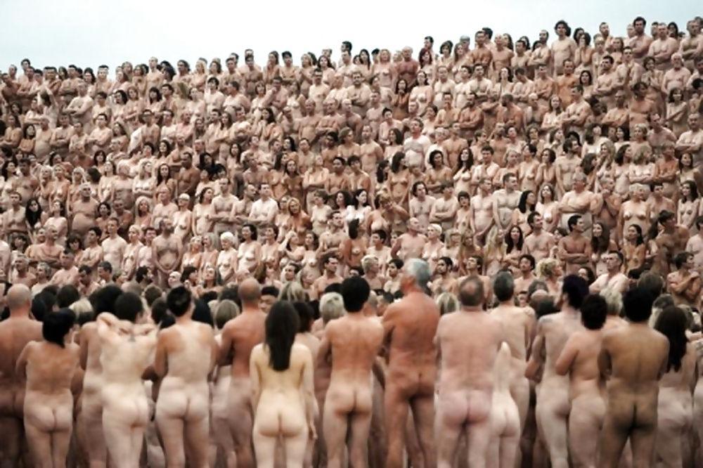 25P Spencer Tunick - Sydney Opera House