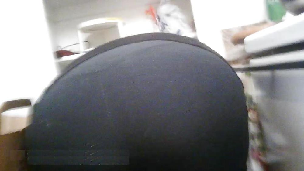 7P Mature Ass bent over
