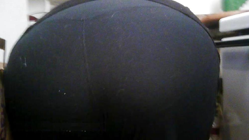 7P Mature Ass bent over