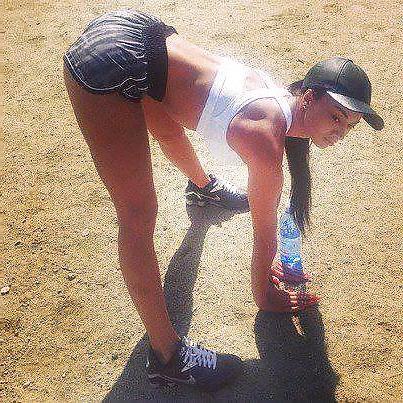 25P Big Booty Bent Over