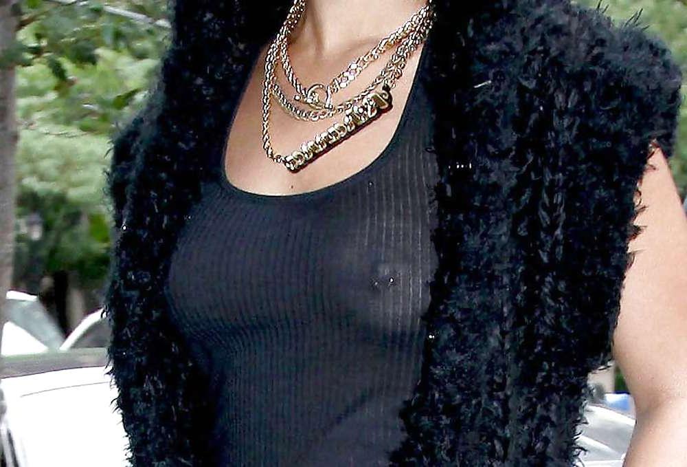 25P Rihanna By twistedworlds