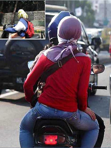 18P Motorcycles hijab niqab jilba arab turbanli tudung paki