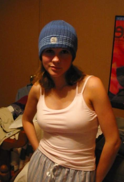 25P Show Your Tits 9
