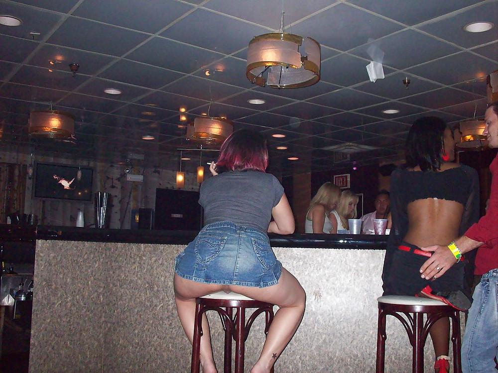 25P Upskirt 15