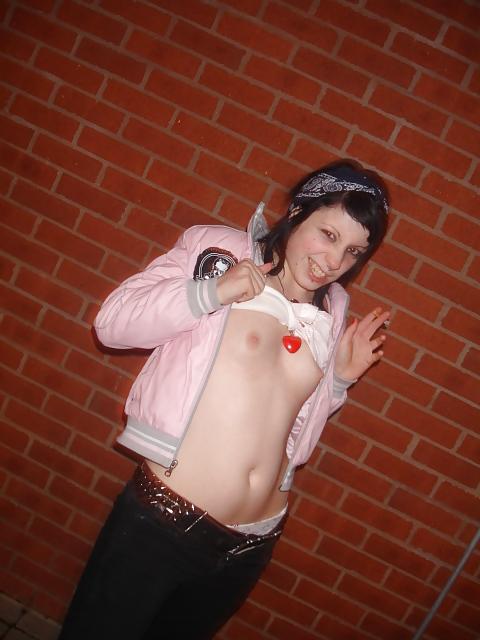 25P Show Your Tits 8