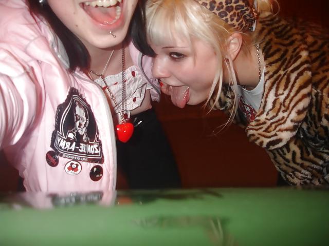 25P Show Your Tits 8