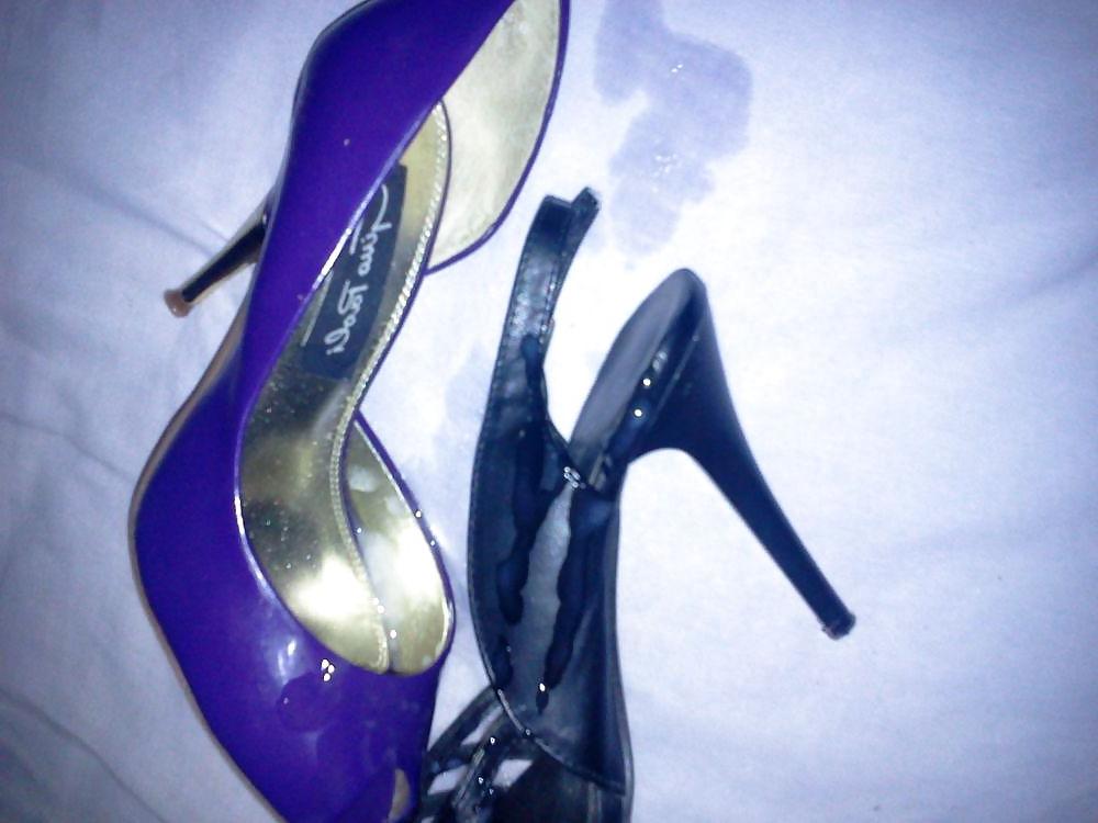 8P Hubby shoe solo surprise