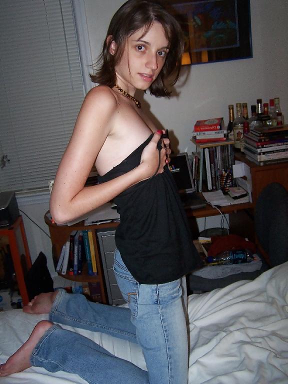25P Show Your Tits 24