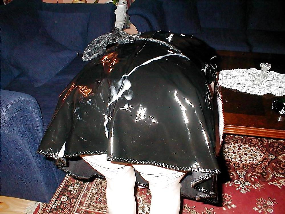 25P Latex Leather Lack + Sperma 