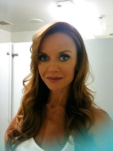 25P Janet-Perfect MILF