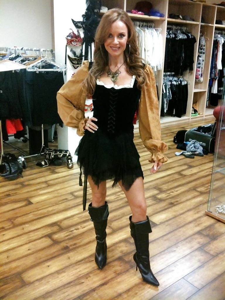 25P Janet-Perfect MILF