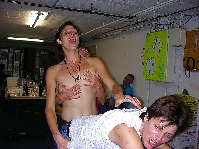 25P Show Your Tits 36