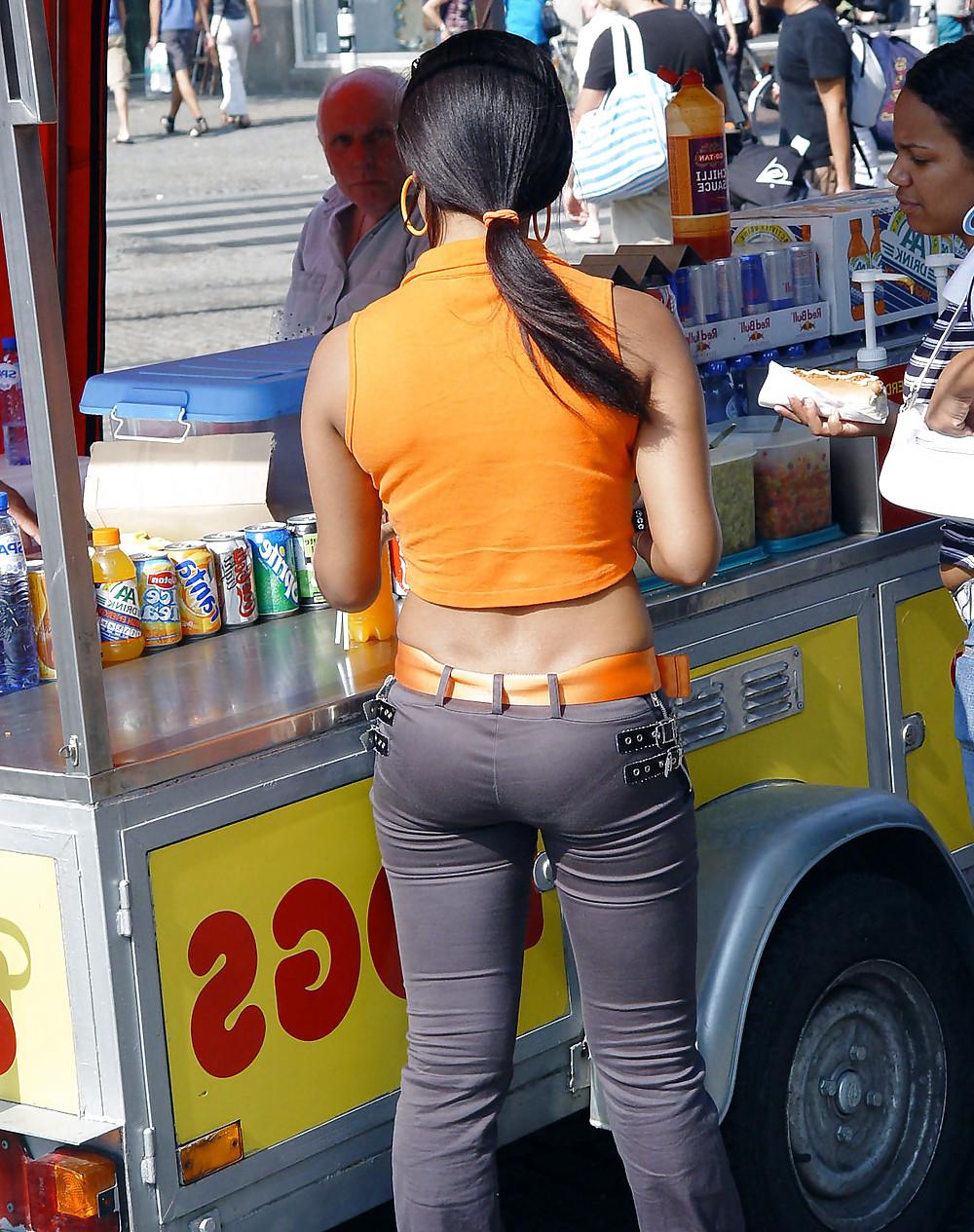 18P Voyeur 2 - Hot Asses and Legs