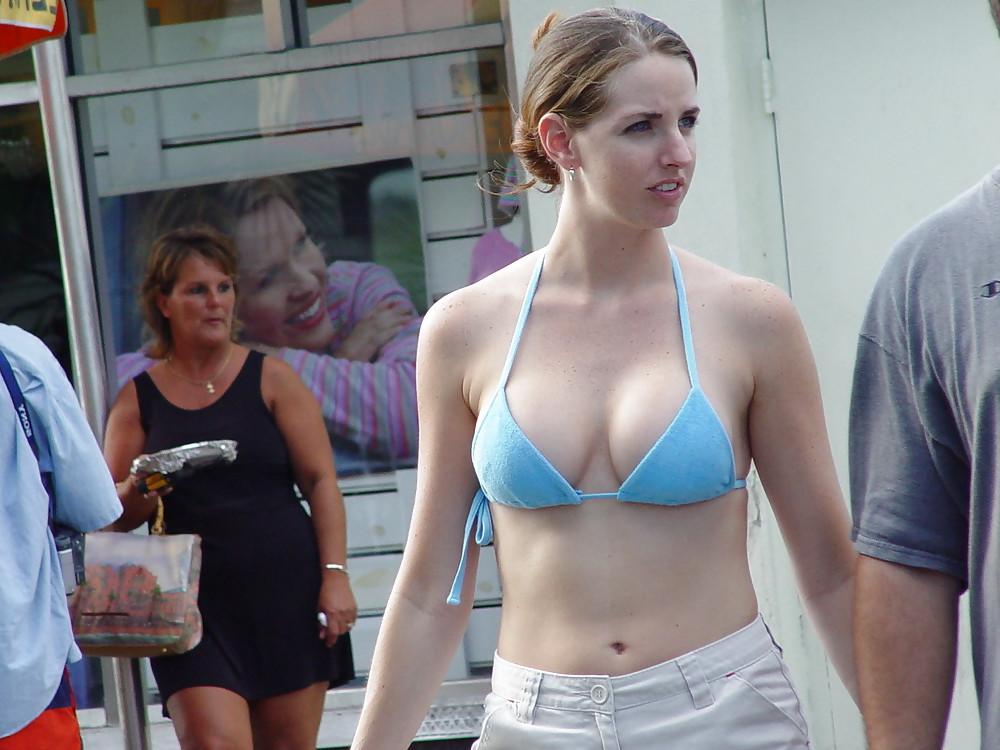 18P Voyeur 2 - Hot Asses and Legs