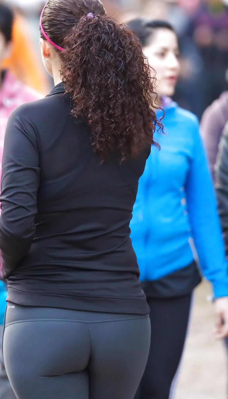 18P Leggings - Charity Walk - Downtown Toronto, Canada