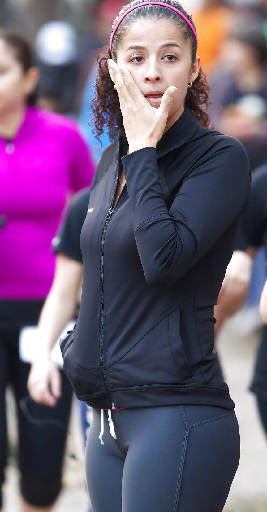18P Leggings - Charity Walk - Downtown Toronto, Canada