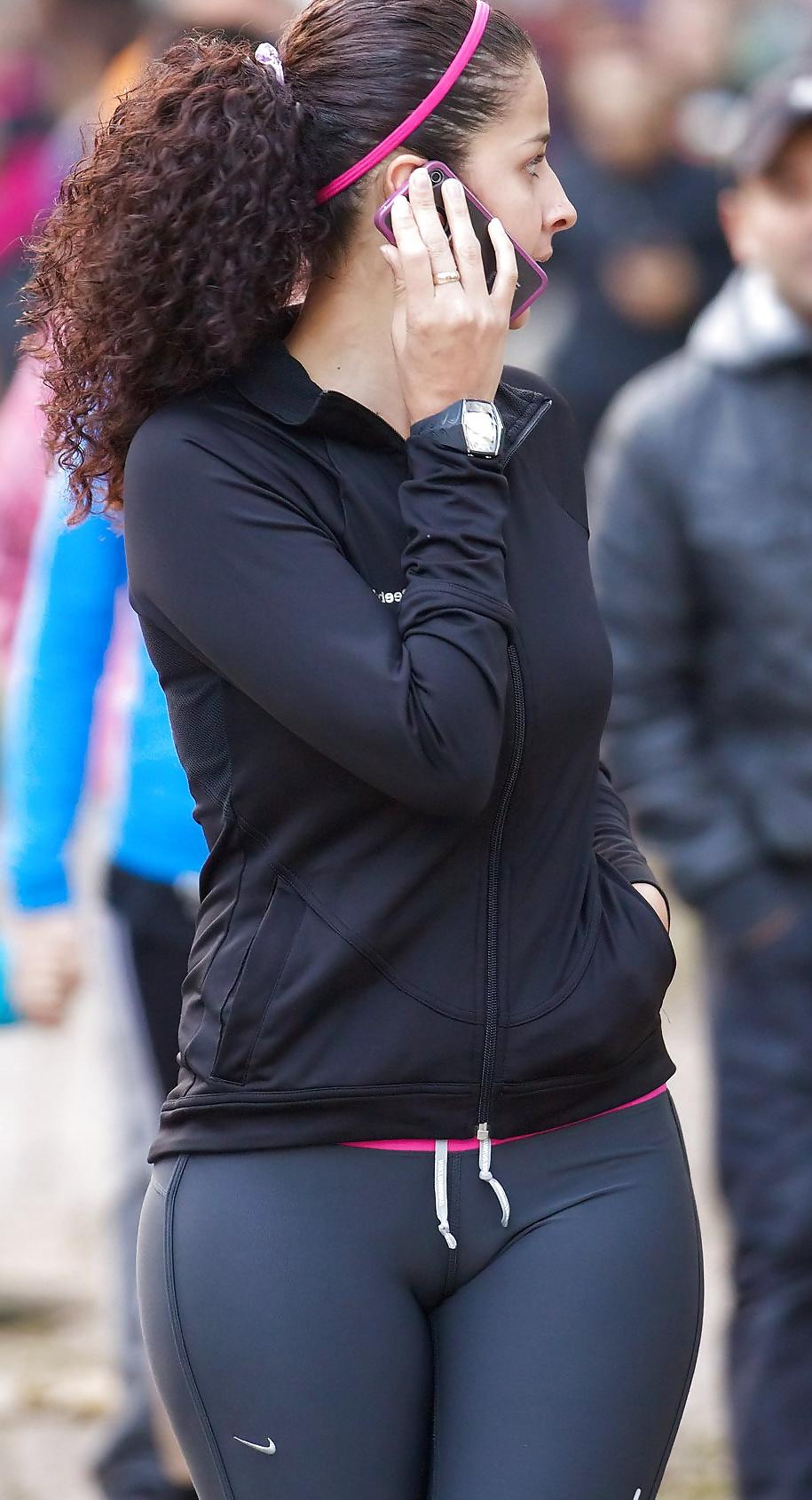 18P Leggings - Charity Walk - Downtown Toronto, Canada