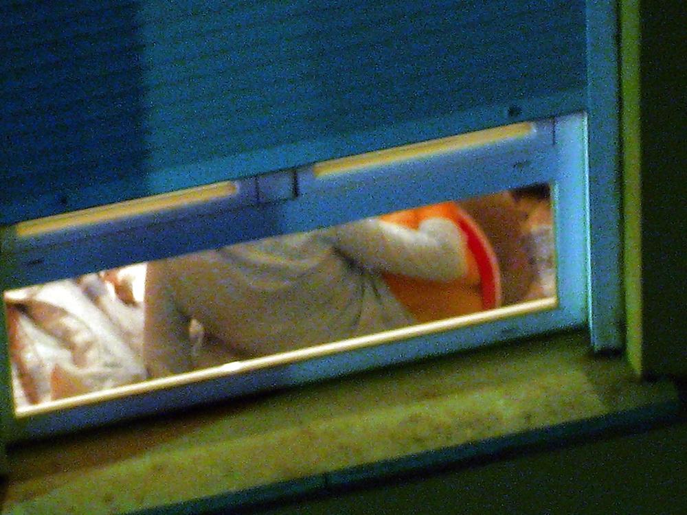 10P Night Window