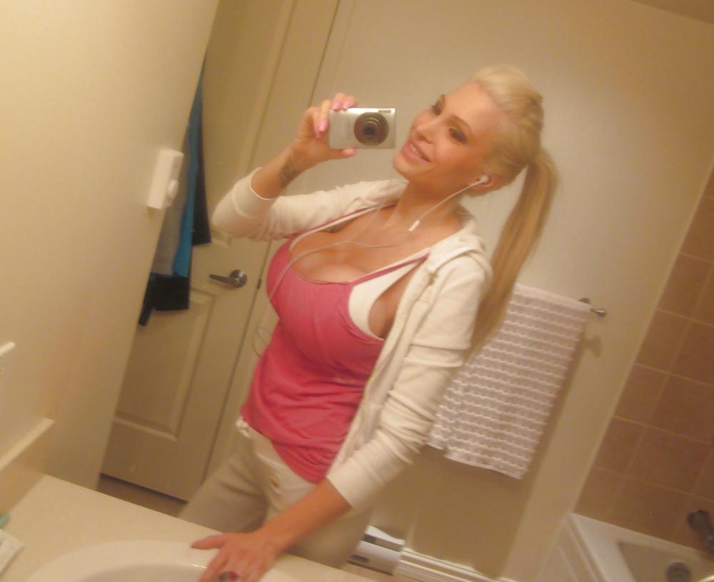 21P Bella: Fake Tit Cam Star!