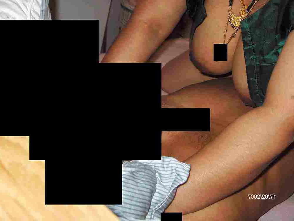16P Mature Indian Housewife