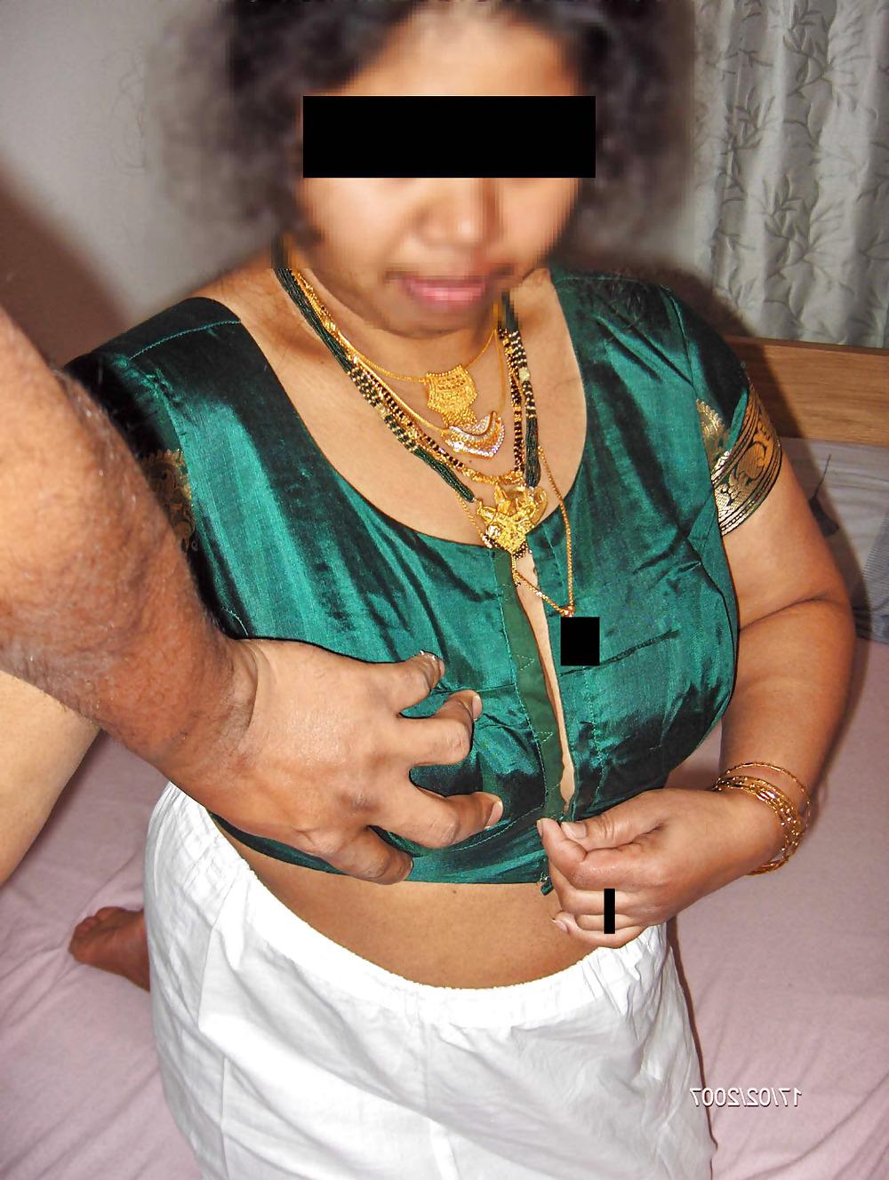 16P Mature Indian Housewife
