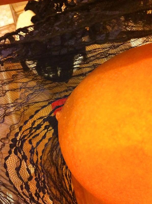 15P I,m a lucky bastard wakin up next to this hot body